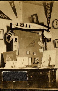 Scrapbooking at UNCG:  The Art of Documenting Student Life